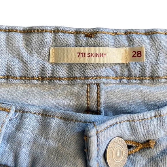 {Levi Strauss} 711 Distressed Skinny Jeans - Picture 8 of 8